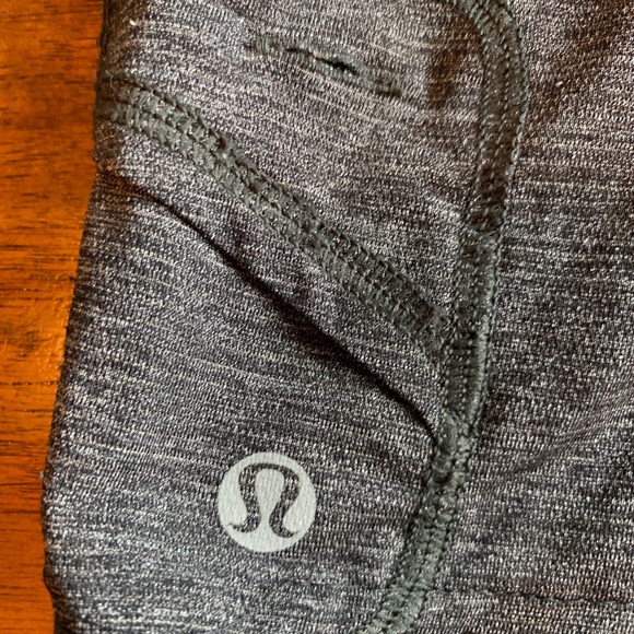 Lululemon workout top - Picture 3 of 3